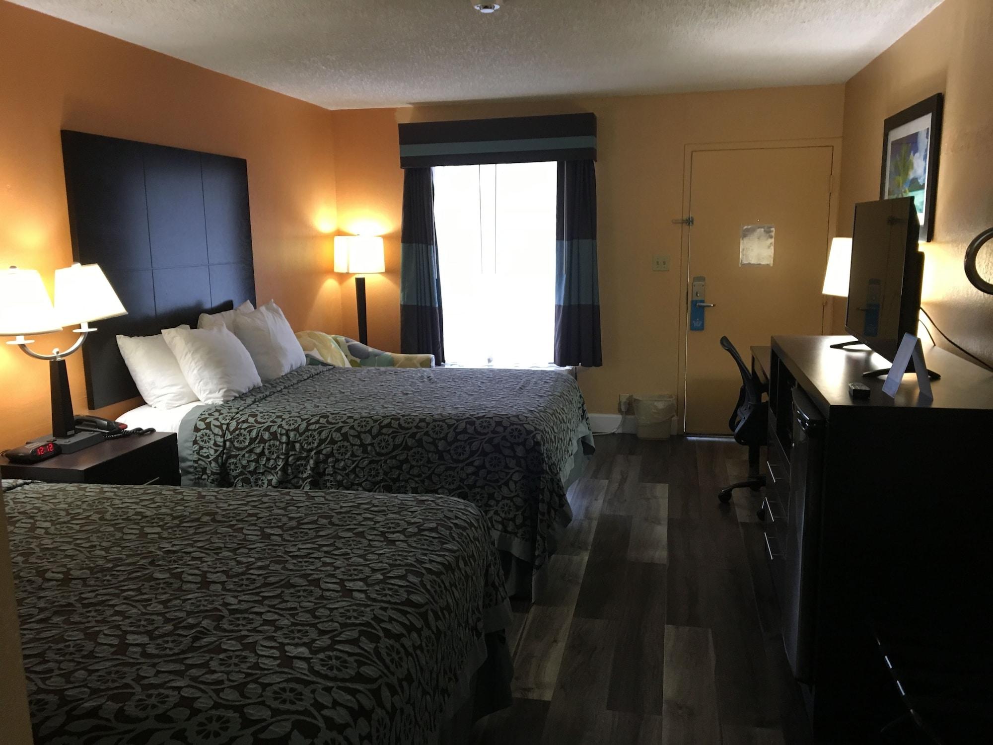 Days Inn By Wyndham Sarasota Bay Εξωτερικό φωτογραφία
