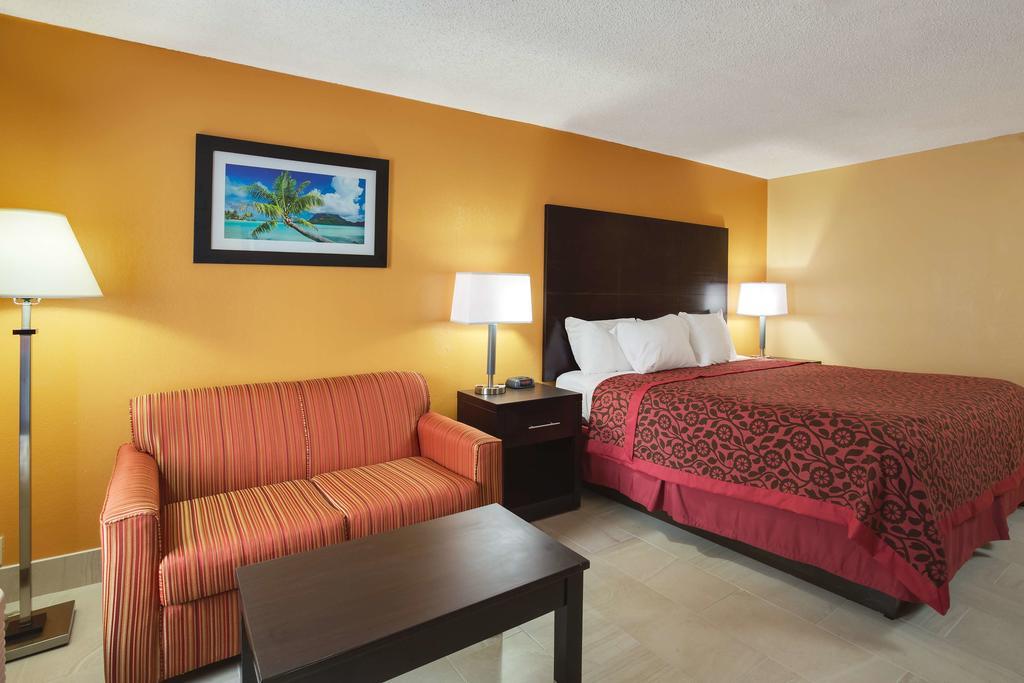 Days Inn By Wyndham Sarasota Bay Εξωτερικό φωτογραφία